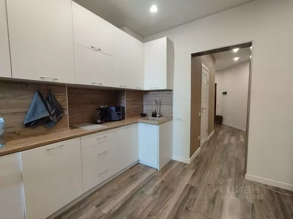 Студия Белгородская область, Белгород ул. Горького, 54В (37.8 м) - Фото 1