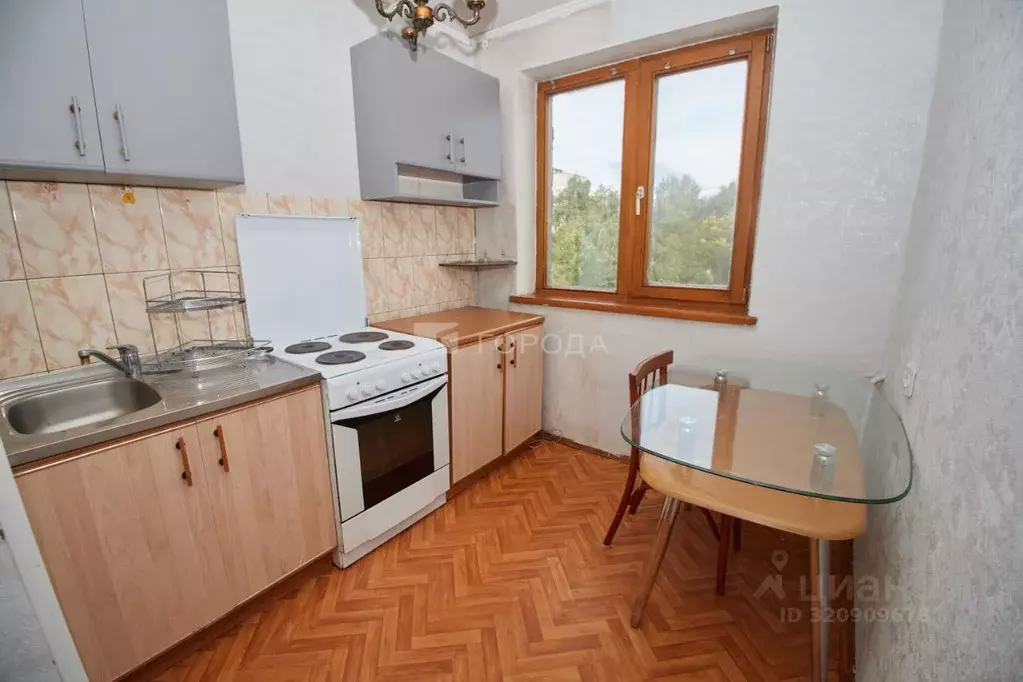 3-к кв. Кемеровская область, Новокузнецк ул. Тореза, 76 (61.6 м) - Фото 1