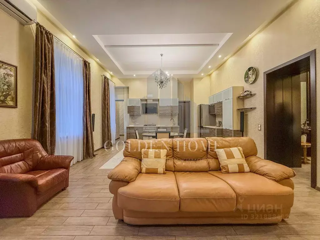 3-к кв. Санкт-Петербург ул. Белинского, 5 (100.0 м) - Фото 1