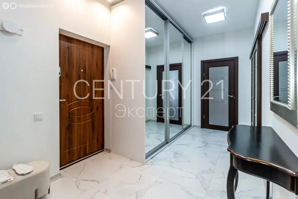 2-комнатная квартира: Калининград, проспект Мира, 84 (100.7 м) - Фото 2