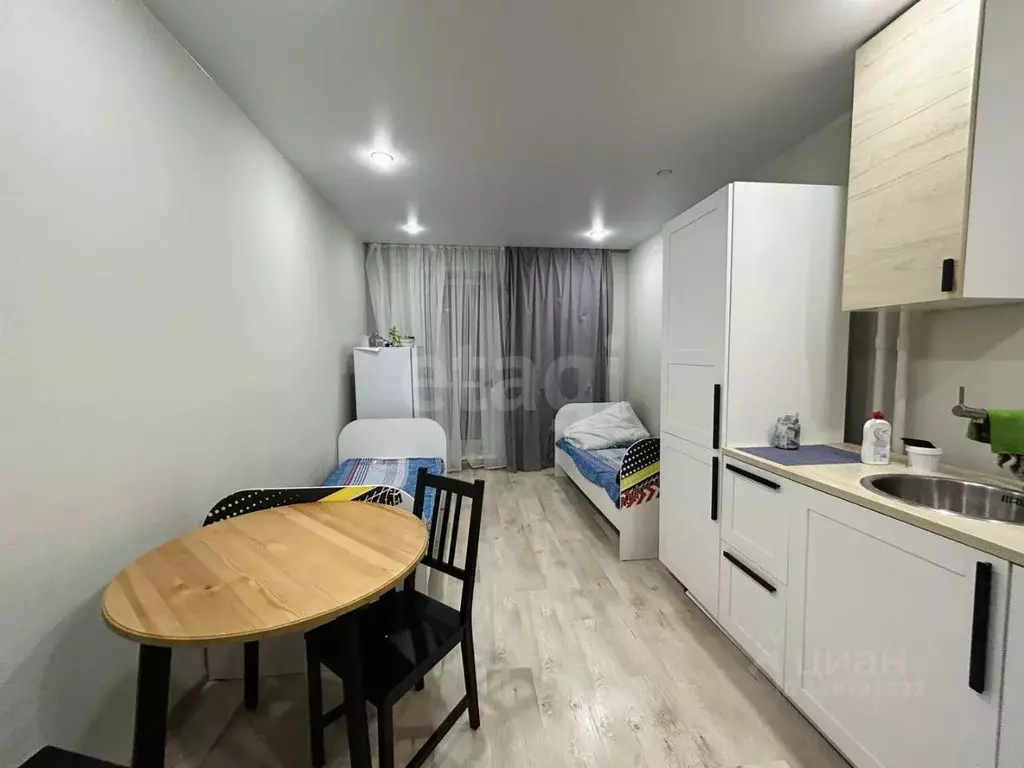 Студия Тюменская область, Тобольск 15-й мкр, 42 (27.0 м) - Фото 2