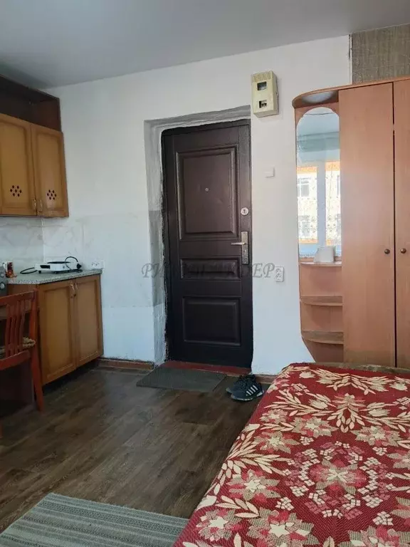 Комната Алтай, Горно-Алтайск ул. Ленина, 14 (13.0 м) - Фото 1
