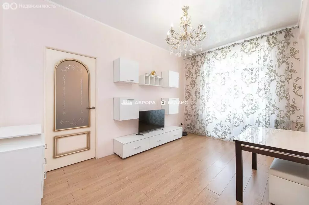 2-комнатная квартира: Магнитогорск, проспект Ленина, 5 (52 м) - Фото 0