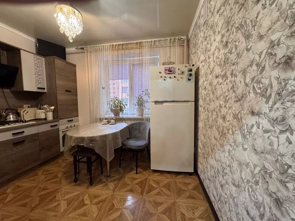 2-к кв. Северная Осетия, Владикавказ ул. Зураба Магкаева, 83к8 (65.0 ... - Фото 1