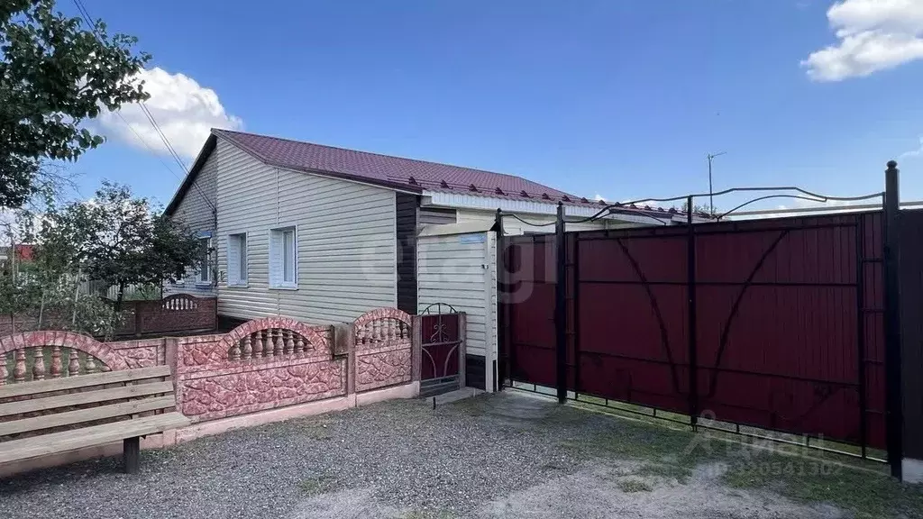 Дом в Белгородская область, Старооскольский городской округ, с. ... - Фото 2