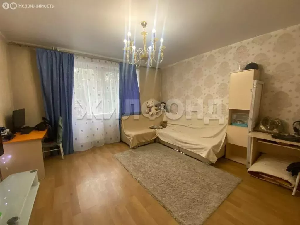 2-комнатная квартира: Абакан, улица Карла Маркса, 57 (78 м) - Фото 1
