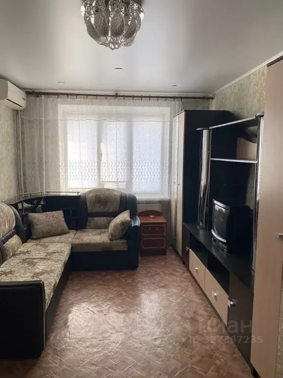 Студия Оренбургская область, Оренбург Братская ул., 7 (20.0 м) - Фото 1