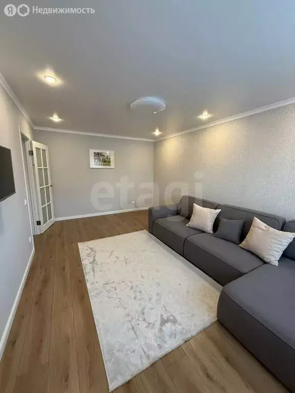 2-комнатная квартира: деревня Дударева, улица Созидателей, 3 (62.6 м) - Фото 1