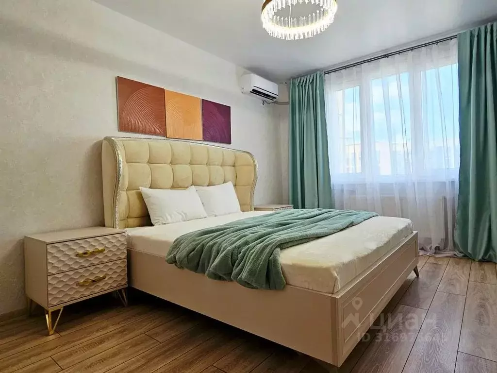 2-к кв. Воронежская область, Воронеж ул. Загоровского, 7к1 (70.0 м) - Фото 0