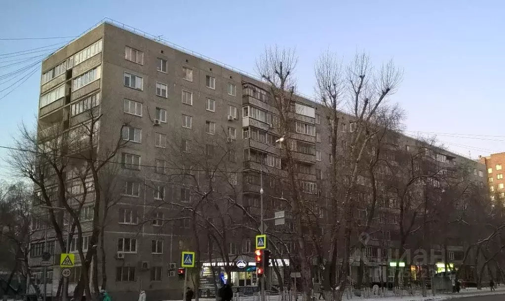 Торговая площадь в Тюменская область, Тюмень Профсоюзная ул, 70 (68.0 . - Фото 0