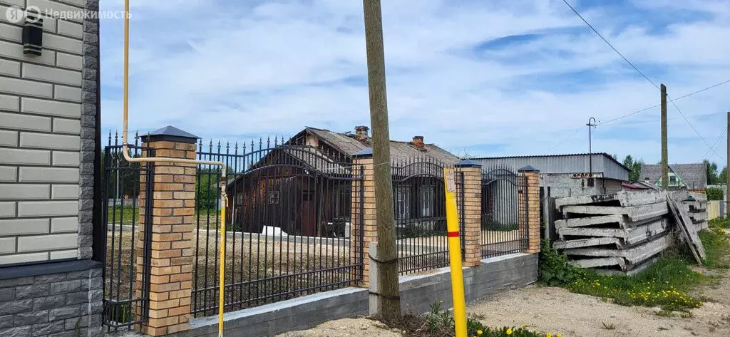 Участок в посёлок городского типа Малышева, улица Свободы, 23А (14.53 ... - Фото 0