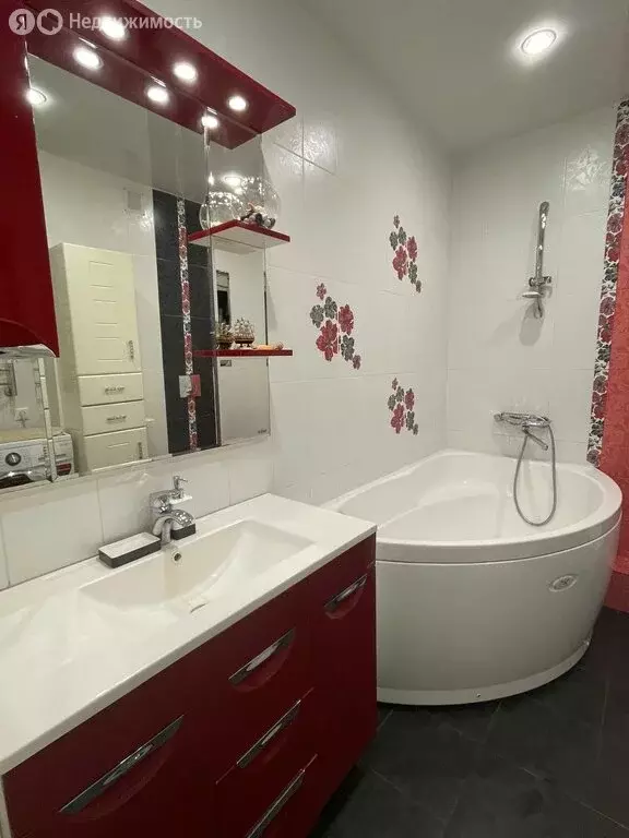 1-комнатная квартира: Маркова, улица Алексея Рыбака, 2/2 (37 м) - Фото 1