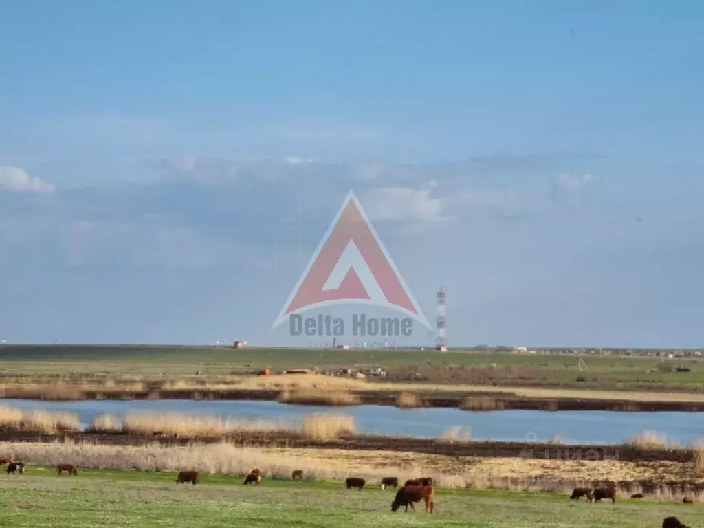 Участок в Астраханская область, Наримановский район, с. Курченко  ... - Фото 0