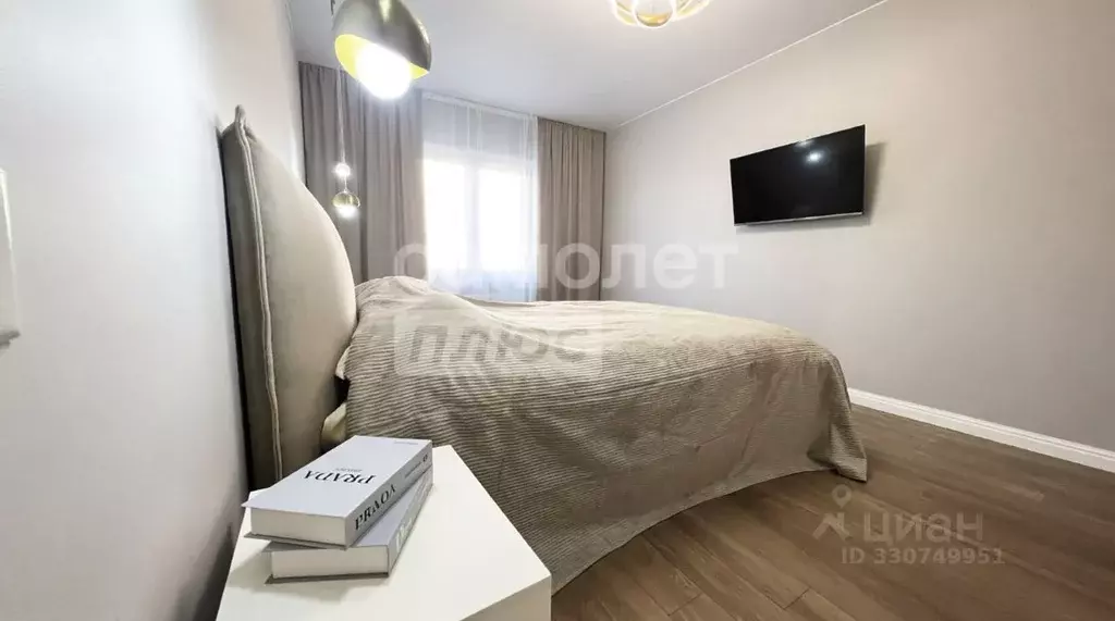 3-к кв. Ленинградская область, Гатчина Пушкинское ш., 13к3 (73.3 м) - Фото 1