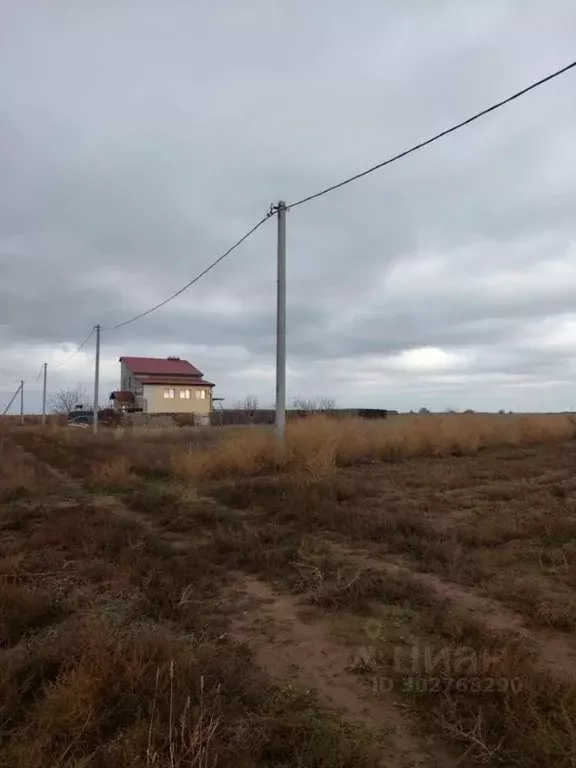 Участок в Волгоградская область, Средняя Ахтуба рп ул. Прибрежная (9.0 ... - Фото 0