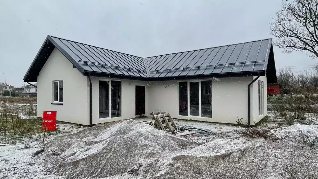 Дом в Калининградская область, Гурьевский муниципальный округ, пос. ... - Фото 1