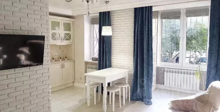 3-к кв. Крым, Симферополь ул. Ракетная, 26 (68.0 м) - Фото 1