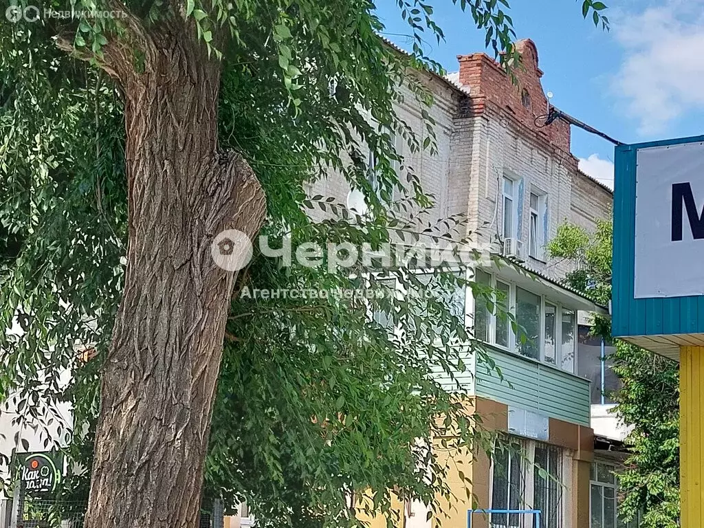4-комнатная квартира: Каменск-Шахтинский, микрорайон Лиховской, ... - Фото 0