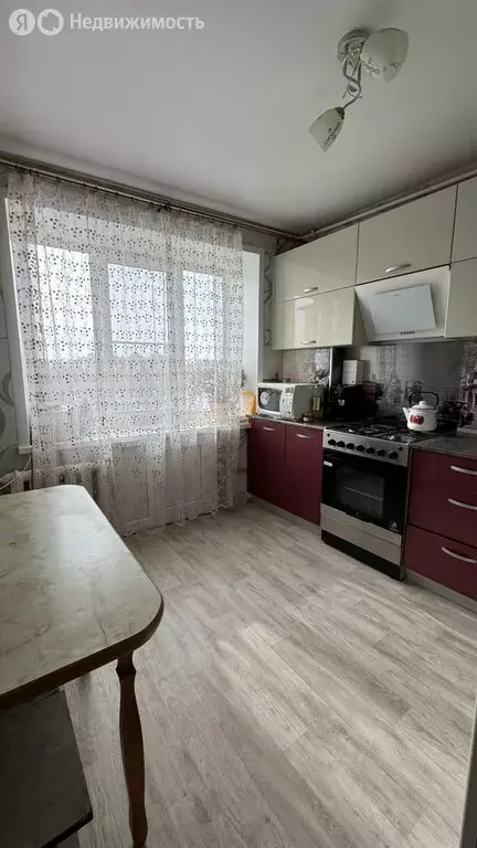 2-комнатная квартира: Курган, улица Карельцева, 13 (52.6 м) - Фото 1