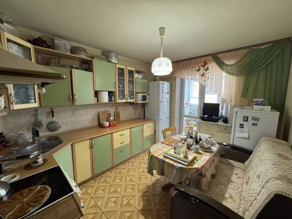 2-к кв. Самарская область, Тольятти Шлюзовой мкр, ул. ... - Фото 2