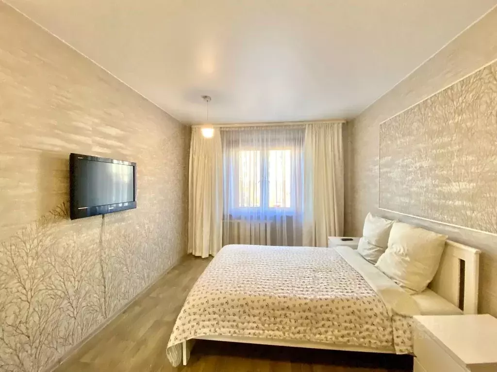 1-к кв. Сахалинская область, Южно-Сахалинск ул. Есенина, 1 (40.0 м) - Фото 1