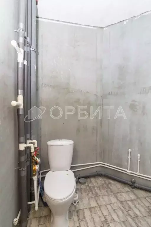 Студия Тюменская область, Тюмень ул. Мельникайте, 150 (36.5 м) - Фото 1