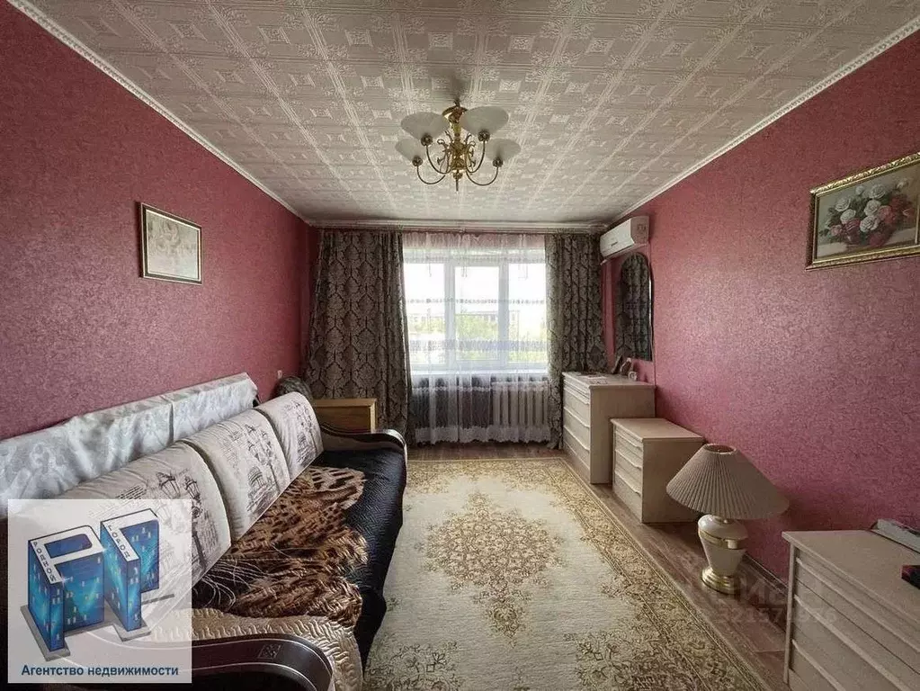 2-к кв. Волгоградская область, Волжский пл. Труда, 19 (55.3 м) - Фото 1