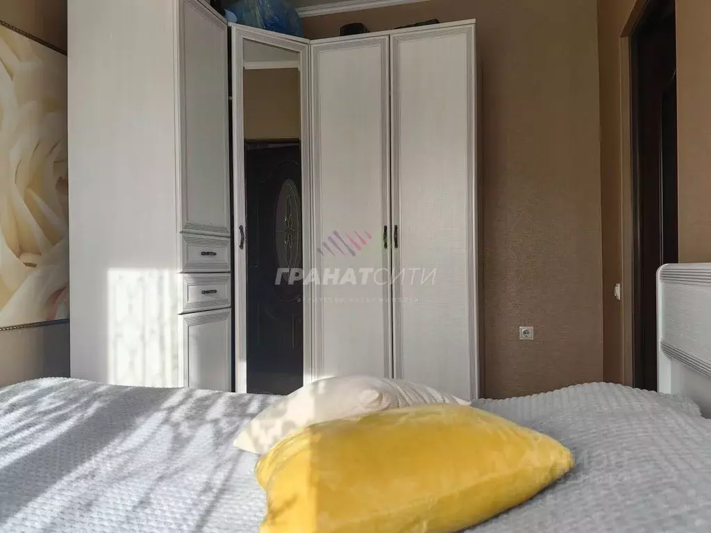 Дом в Омская область, Омск ул. 4-я Северная, 167 (92 м) - Фото 2