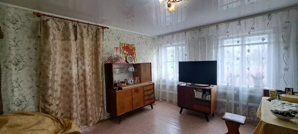 Дом в Оренбургская область, Оренбургский район, с. Нежинка ... - Фото 1
