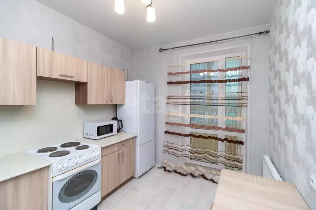 1-к кв. Тюменская область, Тюмень ул. Ветеранов Труда, 9Ак2 (37.0 м) - Фото 1