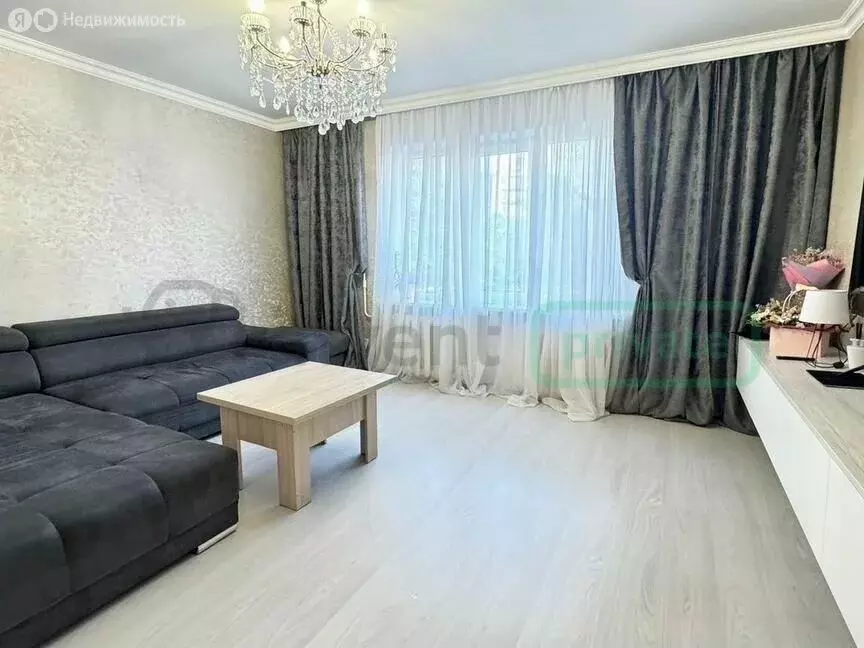 3-комнатная квартира: Калининград, улица Белинского, 55 (66.2 м) - Фото 1