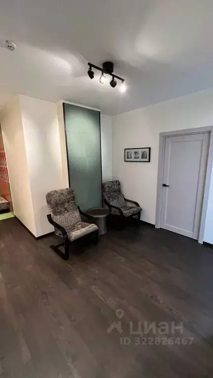 2-к кв. Кемеровская область, Новокузнецк Запорожская ул., 81 (77.0 м) - Фото 1