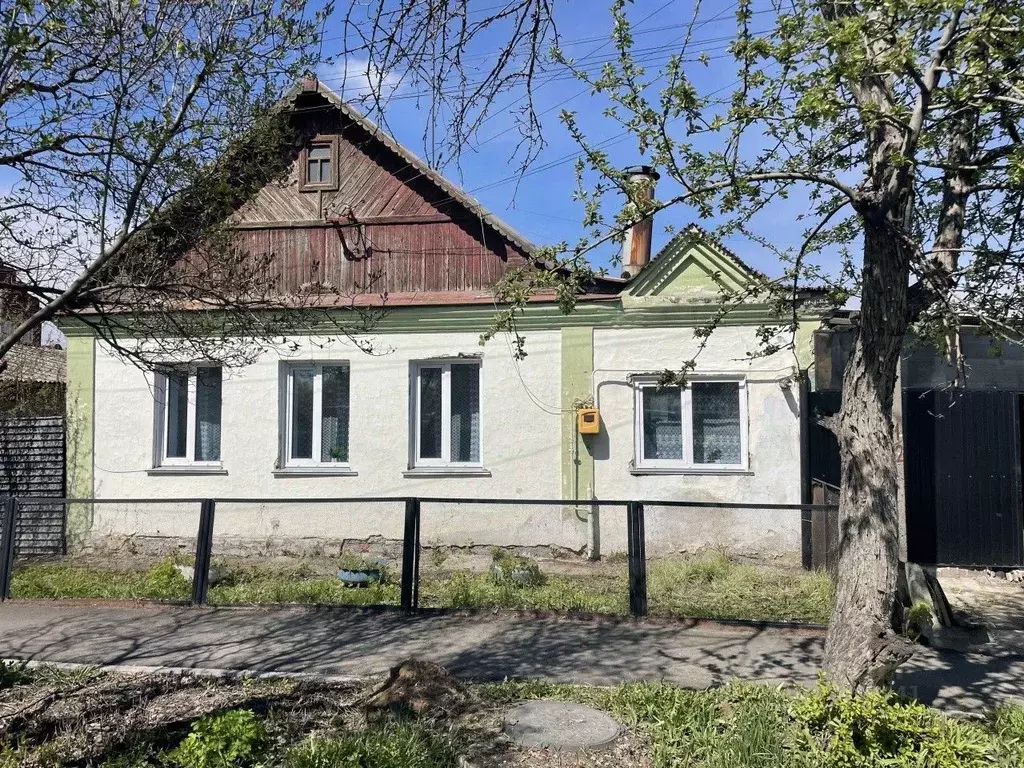 Дом в Челябинская область, Челябинск ул. 32-й Годовщины Октября, 111 ... - Фото 0