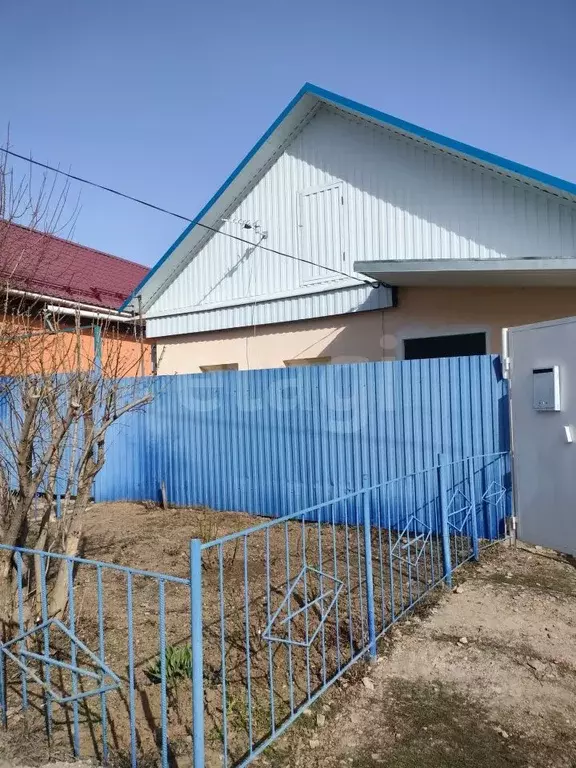 Дом в Саратовская область, Энгельс ул. Персидского, 55А (34 м) - Фото 1
