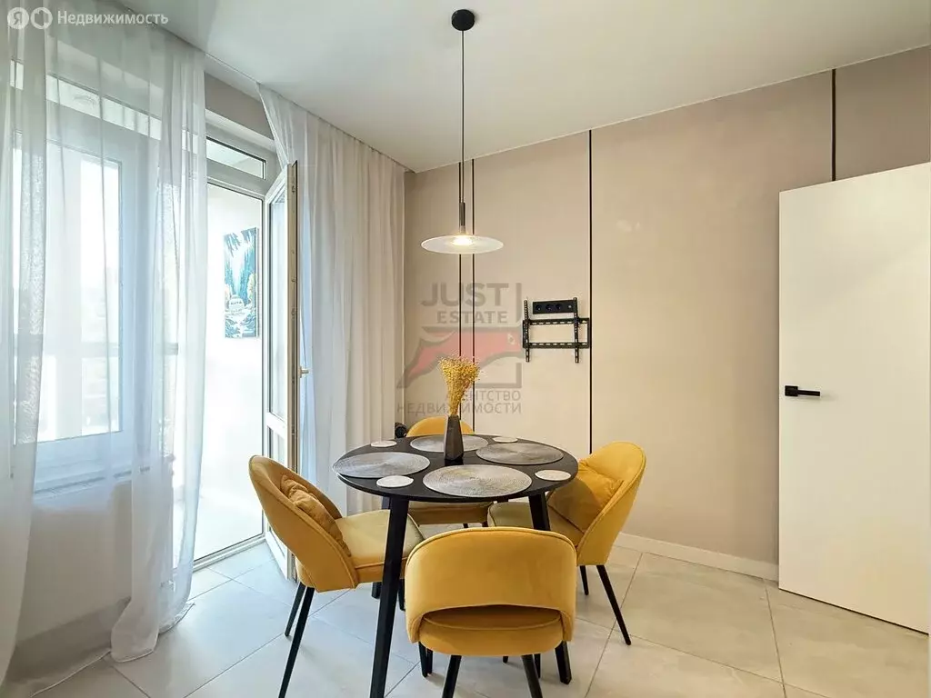 2-комнатная квартира: посёлок городского типа Нахабино, Вторая ... - Фото 1