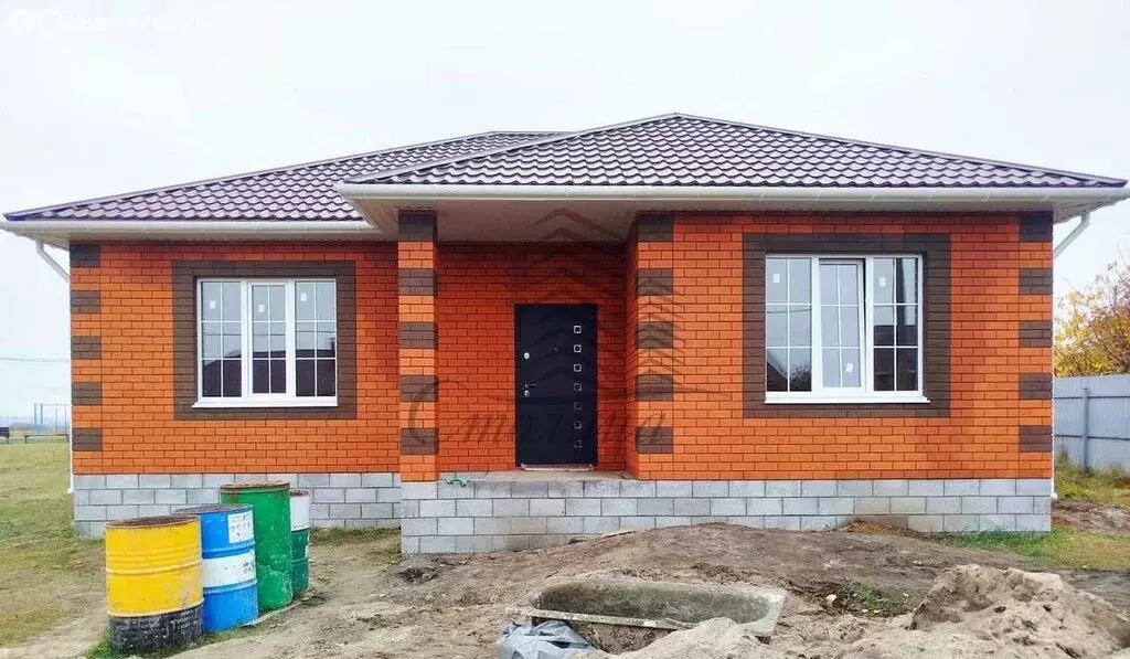 Дом в Белгородская область, Яковлевский муниципальный округ, село ... - Фото 1