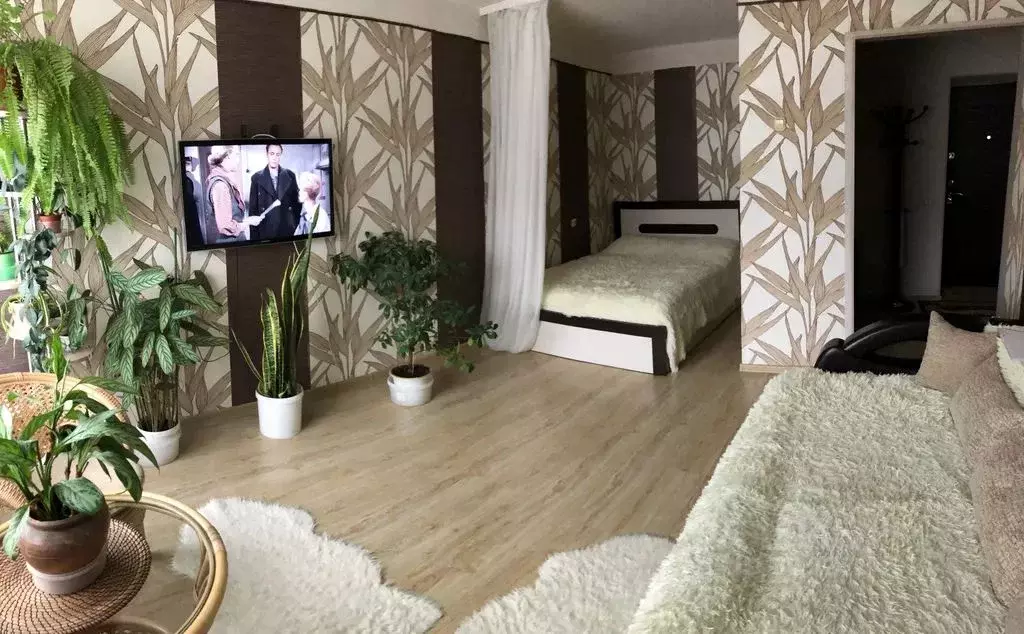 1-к кв. Свердловская область, Екатеринбург ул. Мамина-Сибиряка, 59 ... - Фото 0
