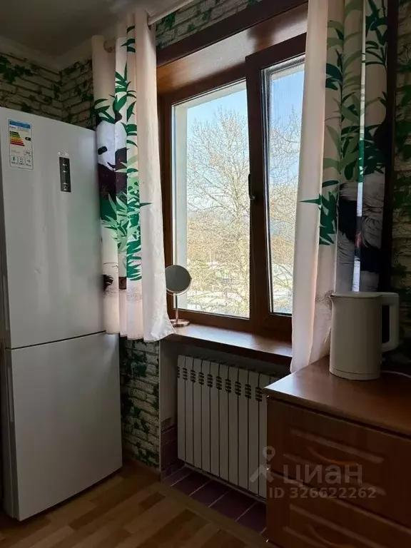 2-к кв. Сахалинская область, Южно-Сахалинск Коммунистический просп., ... - Фото 1