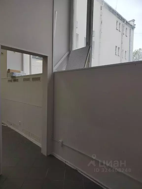 Помещение свободного назначения в Карелия, Петрозаводск ул. Кирова, 2 ... - Фото 2