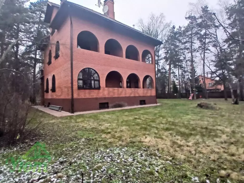 Коттедж в Московская область, Люберцы городской округ, Малаховка пгт ... - Фото 1