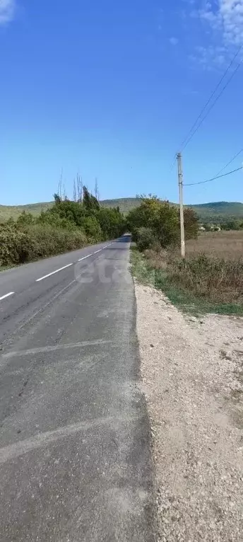 Участок в Крым, Белогорский район, Богатовское с/пос, с. Русское ул. ... - Фото 1