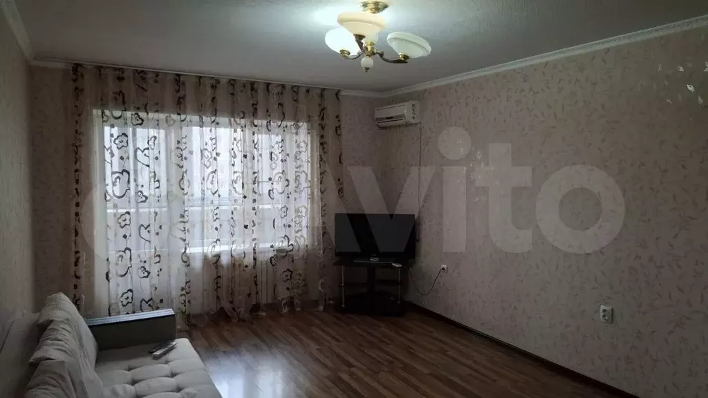 2-к. квартира, 60 м, 5/10 эт. - Фото 0