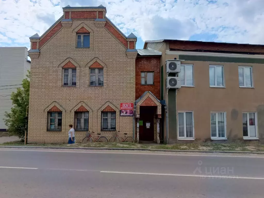 Помещение свободного назначения в Саратовская область, Новобурасское ... - Фото 0