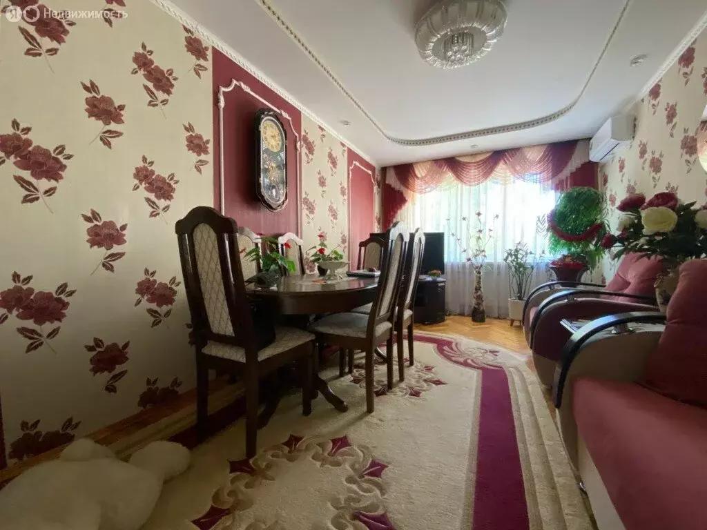 3-комнатная квартира: Орёл, улица Революции, 7 (66.6 м) - Фото 1