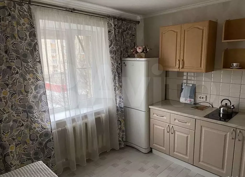 1-к. квартира, 35 м, 4/10 эт. - Фото 1
