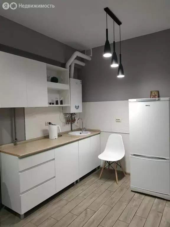 Квартира-студия: Сочи, микрорайон Мамайка, Волжская улица, 32 (27.4 м) - Фото 1