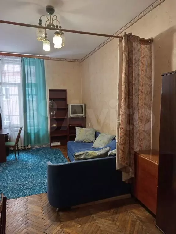 Комната 20 м в 4-к., 2/4 эт. - Фото 1