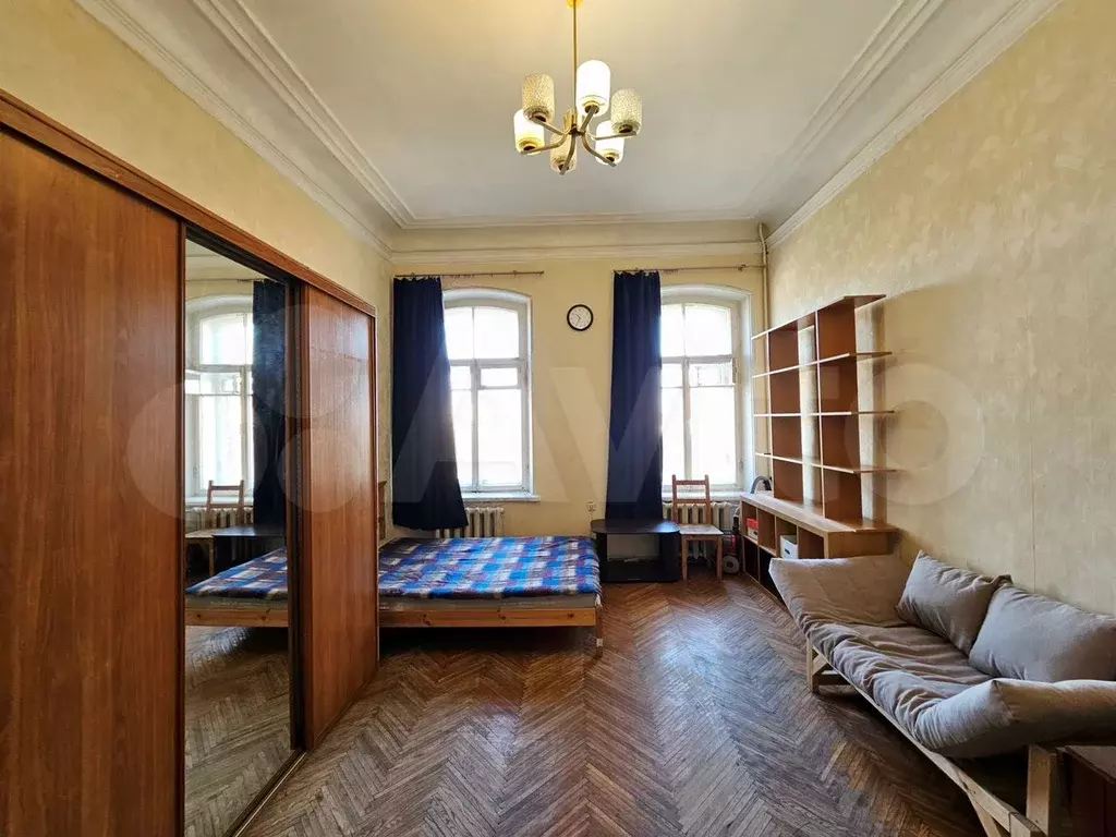 Комната 25 м в 4-к., 3/3 эт. - Фото 0