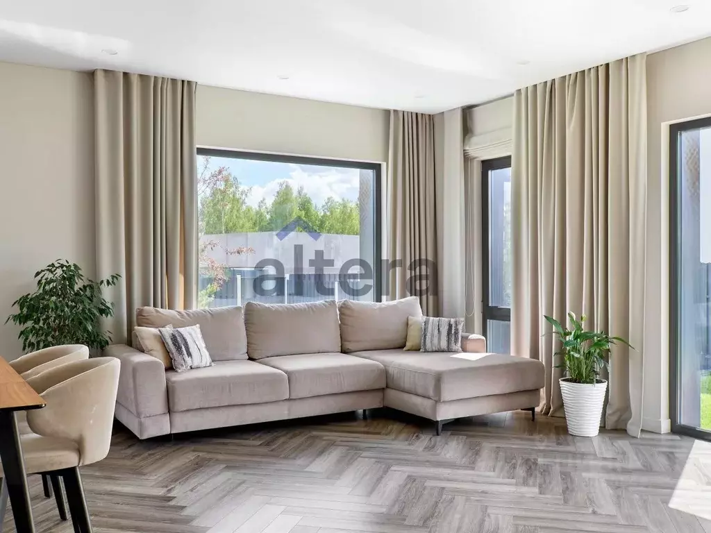 Дом в Татарстан, Казань ул. Анатолия Тякина (250 м) - Фото 1
