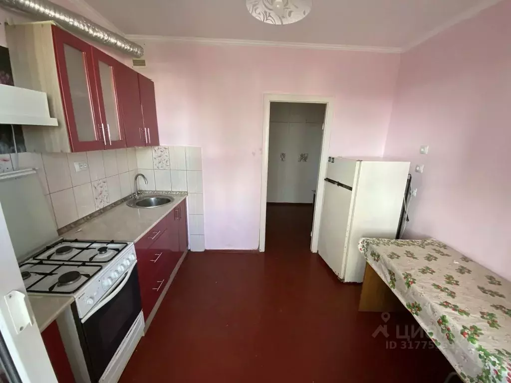 2-к кв. Белгородская область, Белгород ул. Есенина, 12 (55.0 м) - Фото 0
